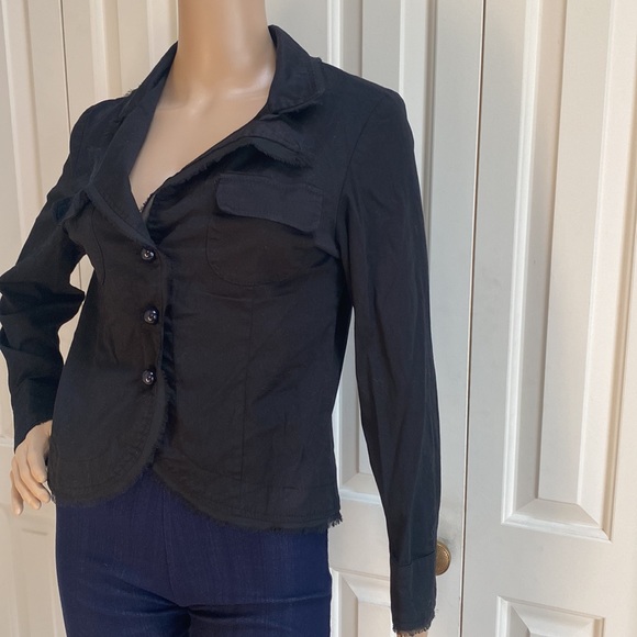 Thrill Womens Med Black Blazer. Button Front with 2 Pockets. - Picture 4 of 9